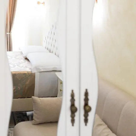 Just Chilling * Rome